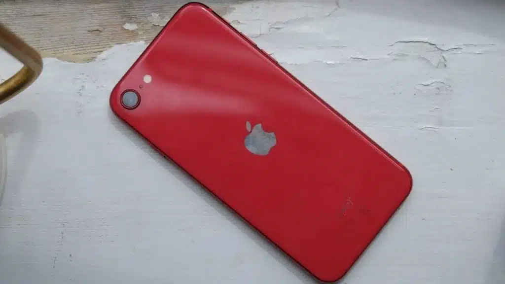 iPhone SE 3