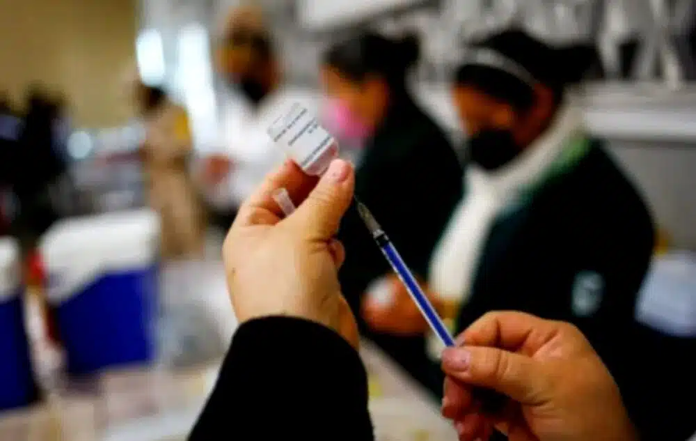 Canadian Health Authorities Recommend 2nd Covid Booster