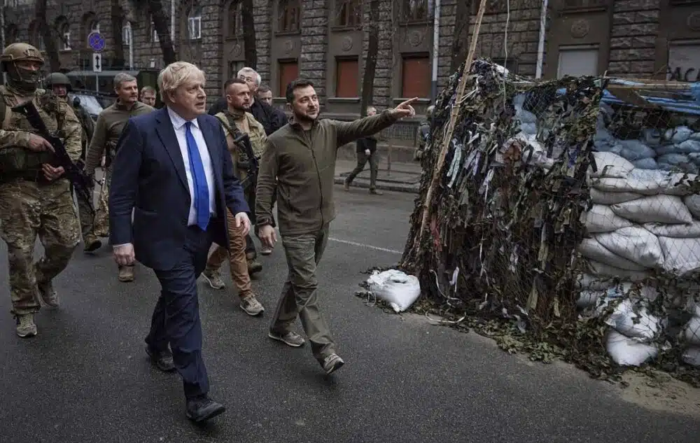 Russia bans entry to UK PM Johnson