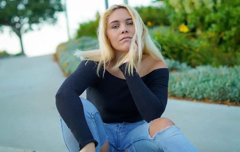 Kouvr Annon Net Worth