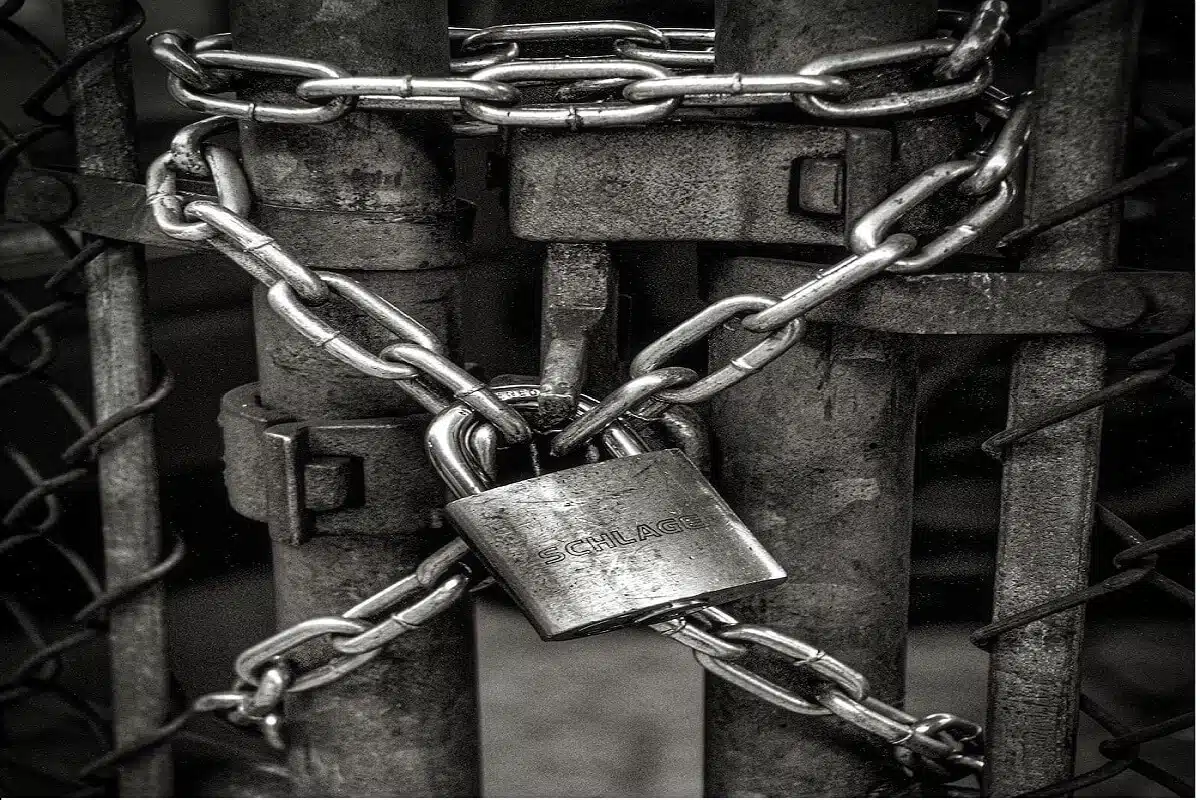 Common Situations that Require a Locksmith