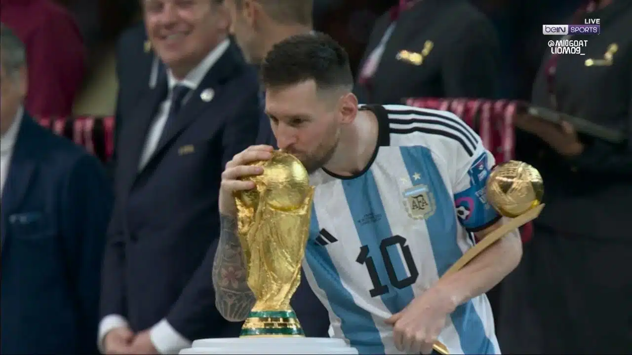 messi-golden ball-winner