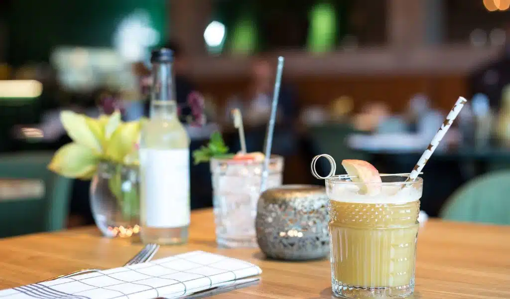 How to Create Financial Business Plan for Bar?