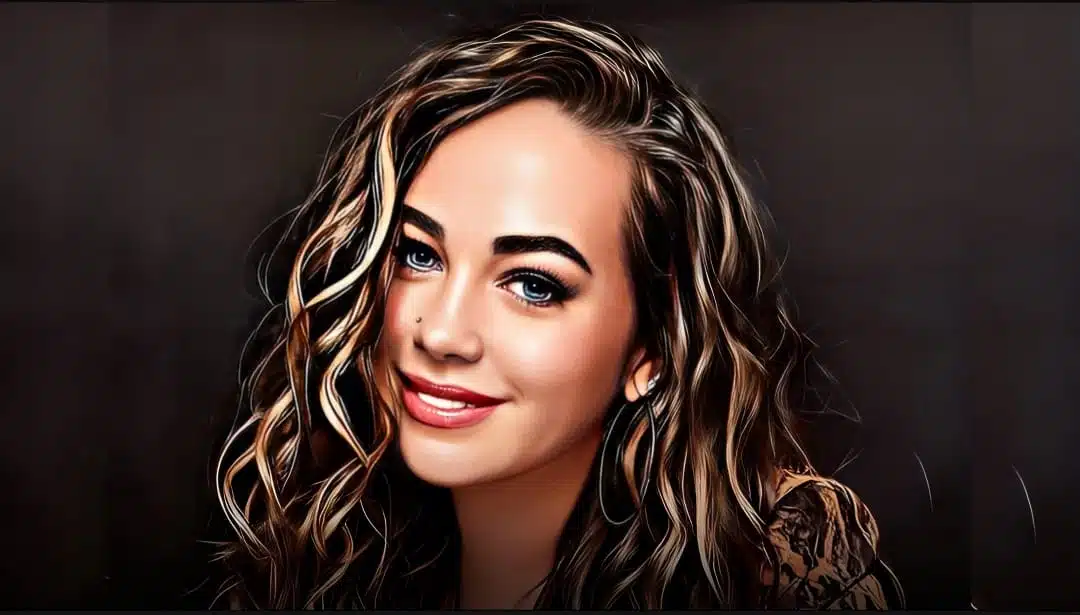 Mary Mouser Net Worth