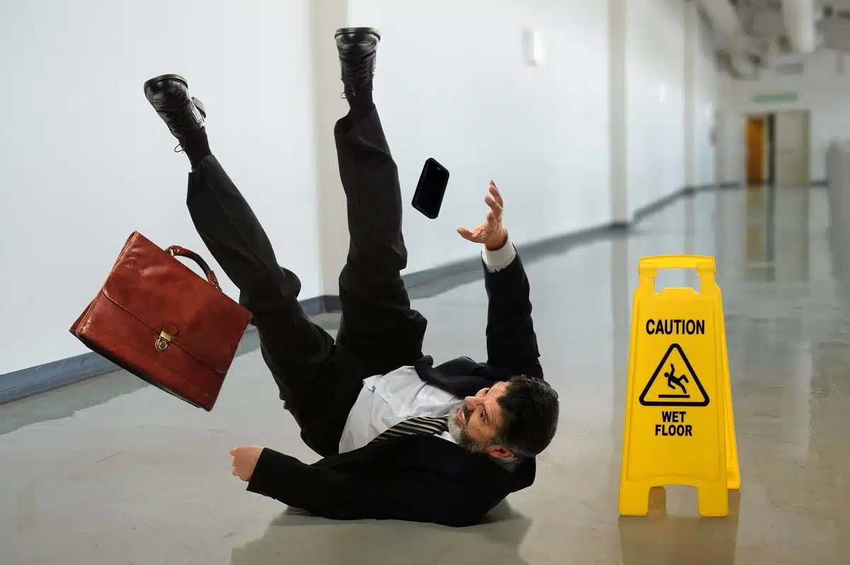 causes of slip and fall accidents