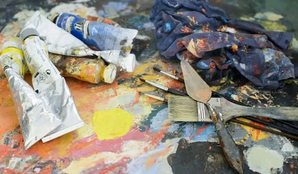 How to Remove Acrylic Paint