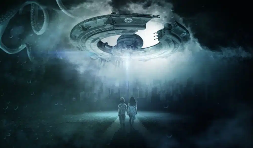 A Chinese man slept with an alien