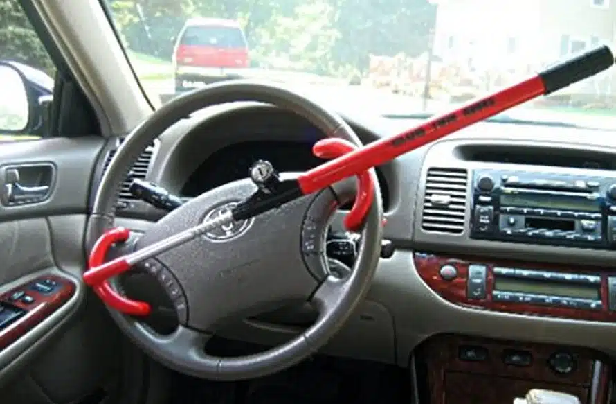The Club 3000 Twin Hooks Steering Wheel Lock