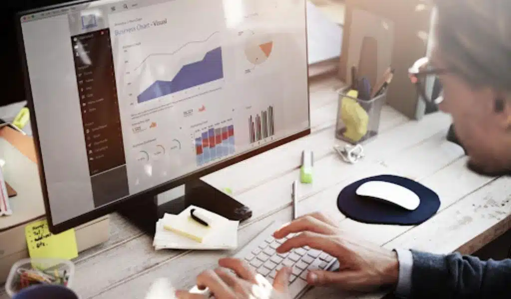 Financial Risk Management in Construction