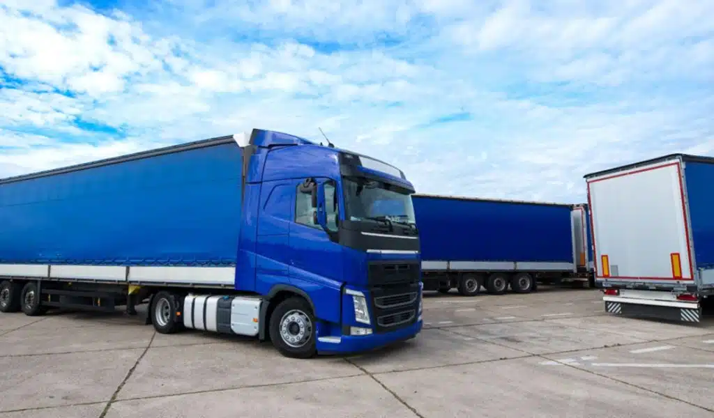 Shipping Vehicles and Belongings Together