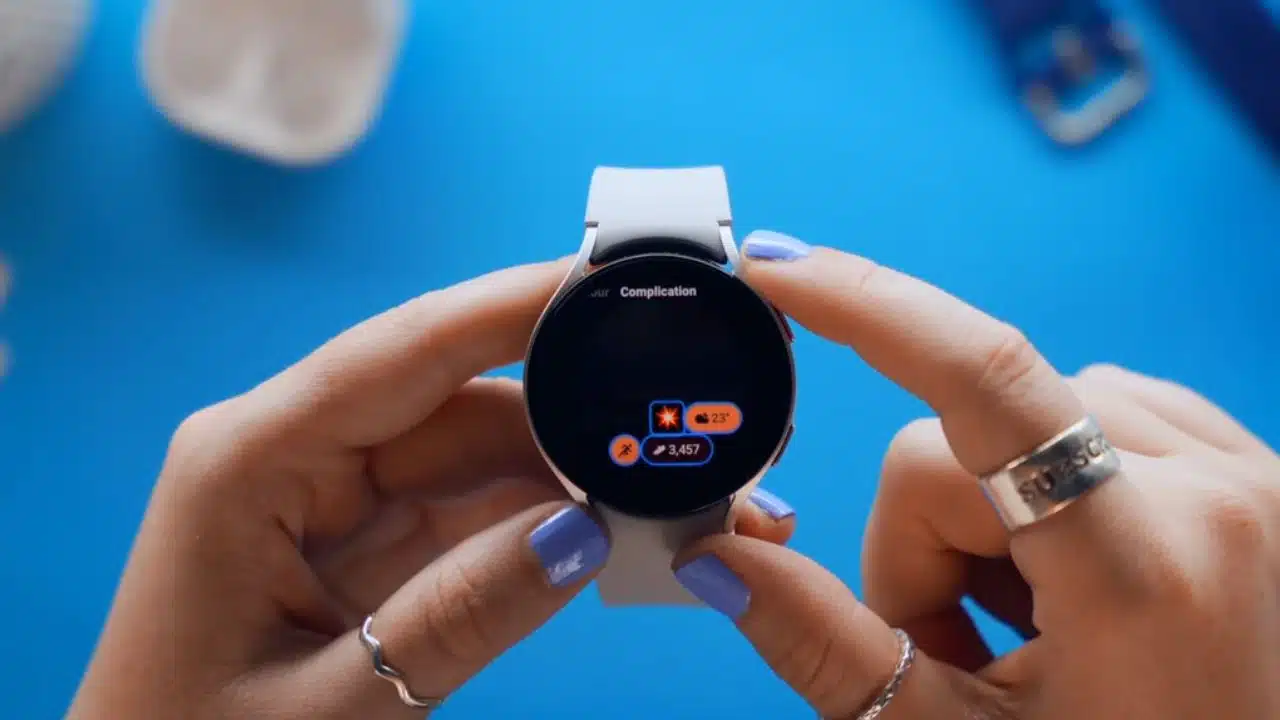 Apple Watch Double Tap on Galaxy Watch 6