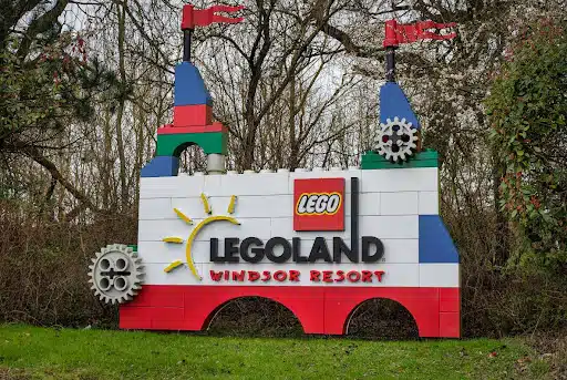 Top Amusement Parks and Rides in London