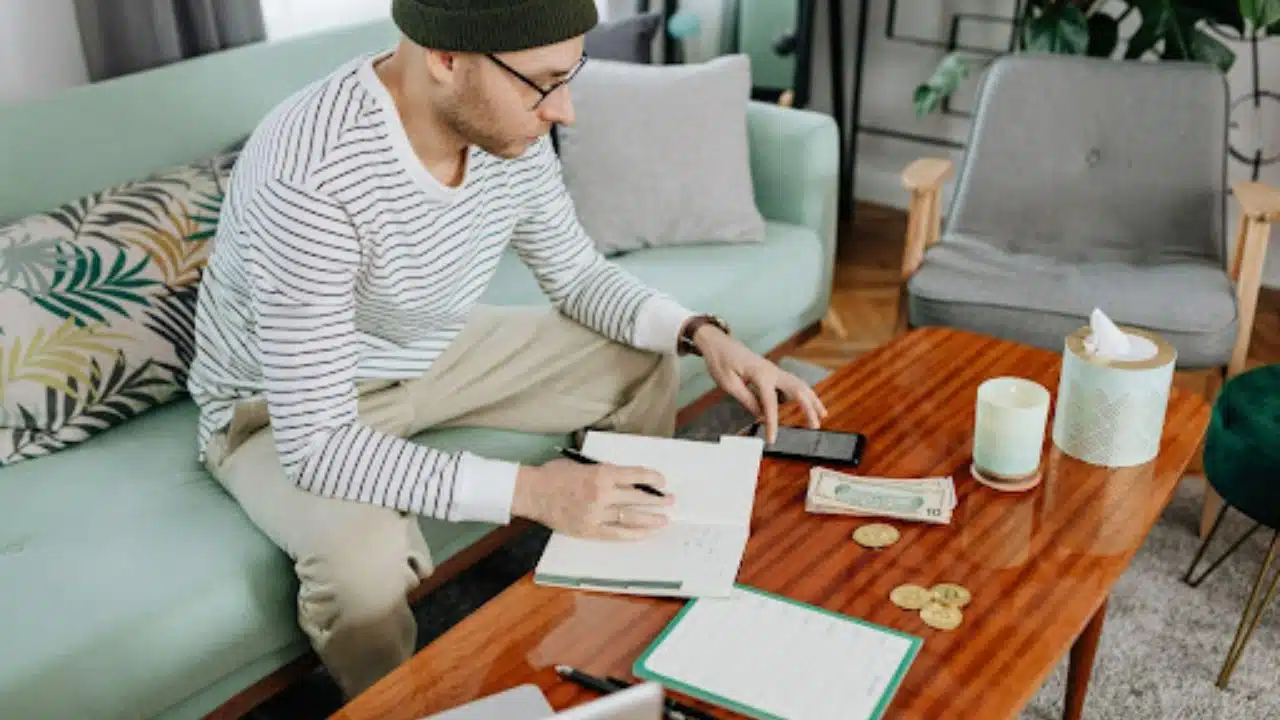 Alternative Lenders Grow as Bank Loans Shrink