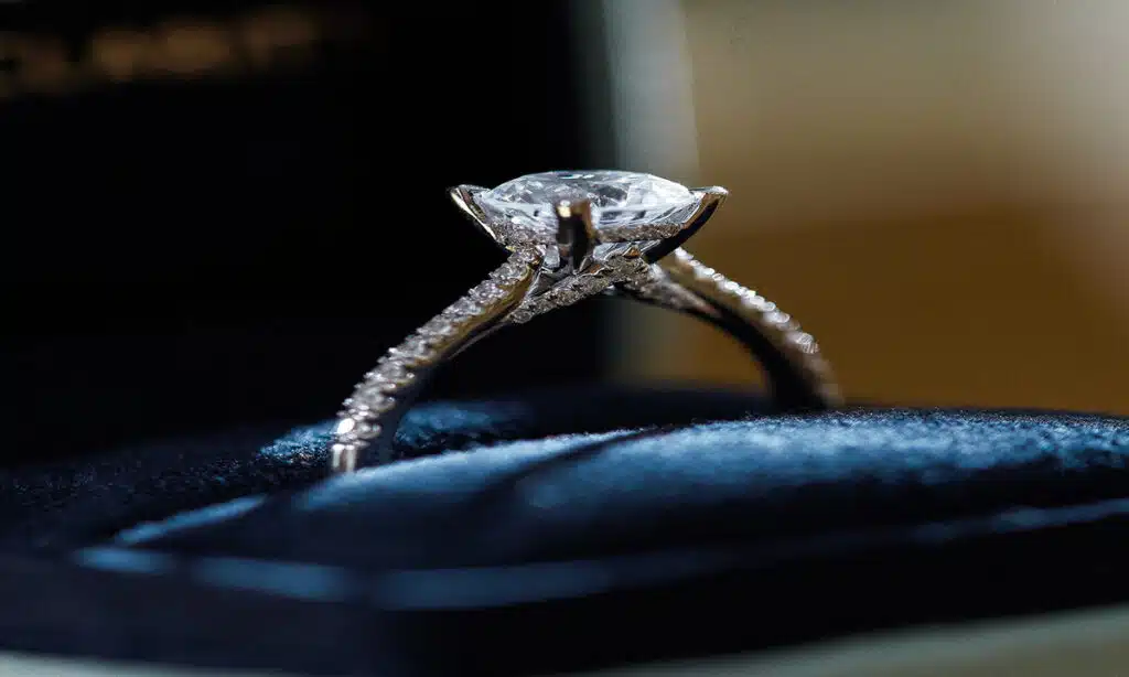 Lab Grown Diamond Engagement Rings – With Clarity
