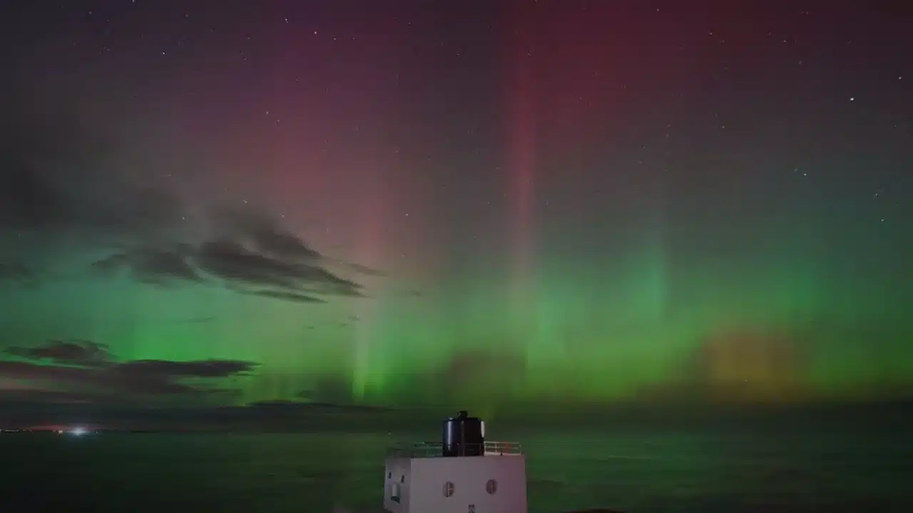 Steve Optical Phenomenon Lights Up Skies Over UK