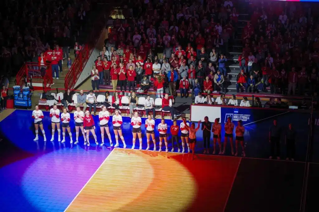 wisconsin university volleyball team