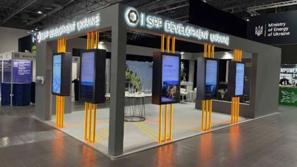 Secrets Attractive Exhibition Space Design