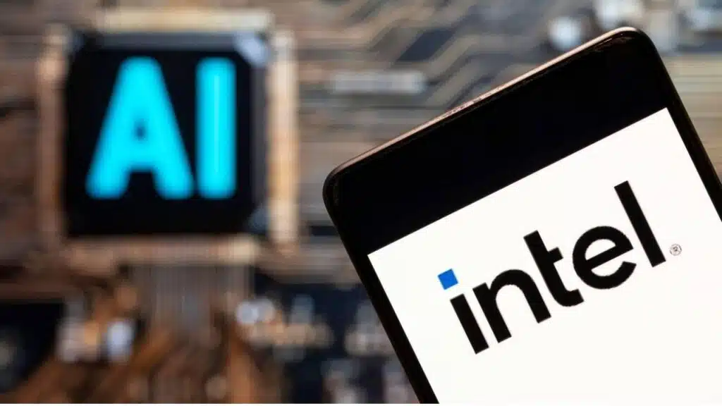 Intel Chips 100 Million AI PCs 2025