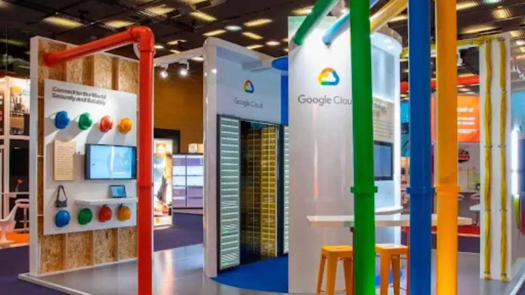 Secrets Attractive Exhibition Space Design