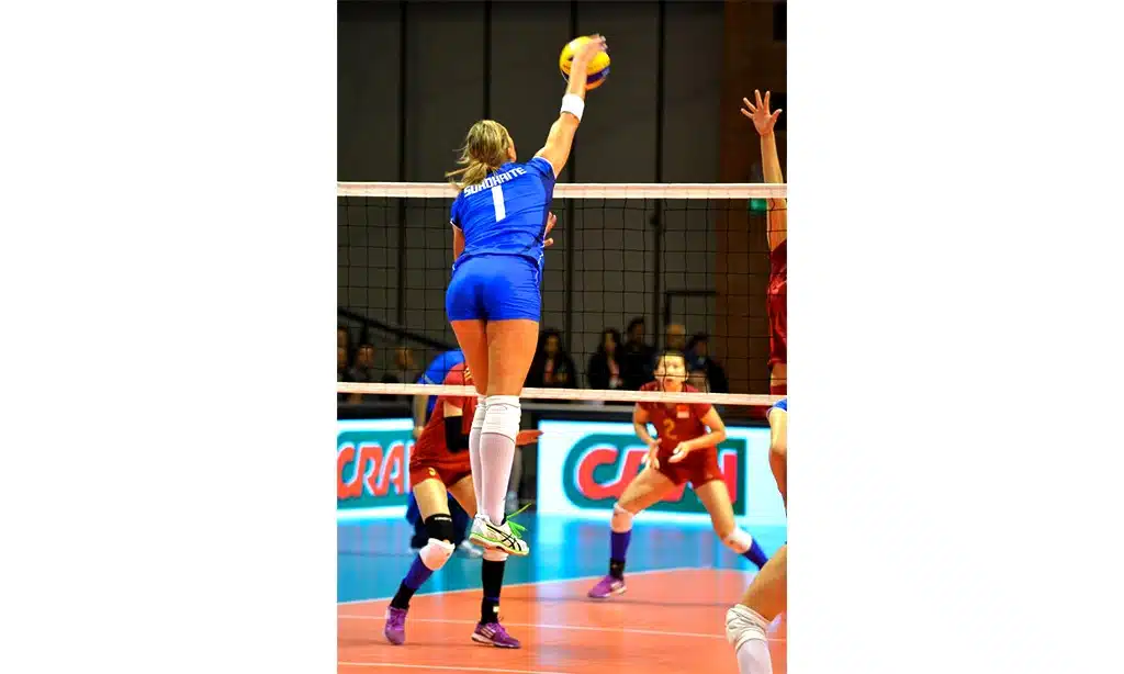 sexiest volleyball butts #9