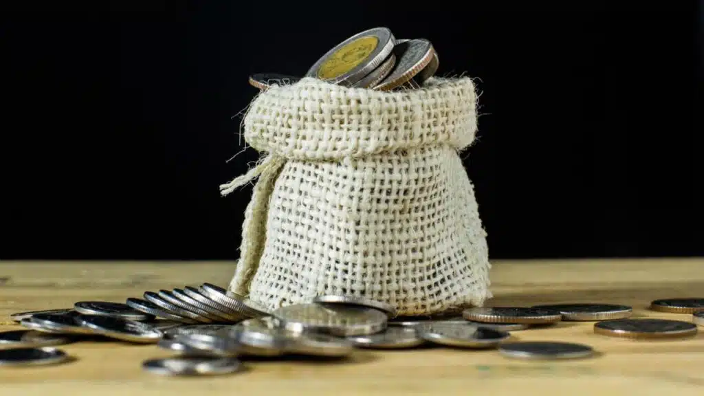 Lowest Salary Earners in the World