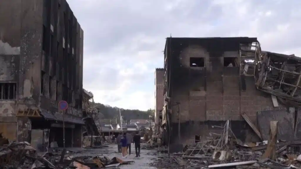 M6.6 Earthquake Western Japan 12 Injured