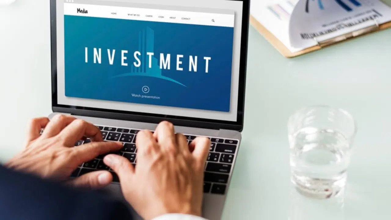 Are Alternative Investments Worth the Risk