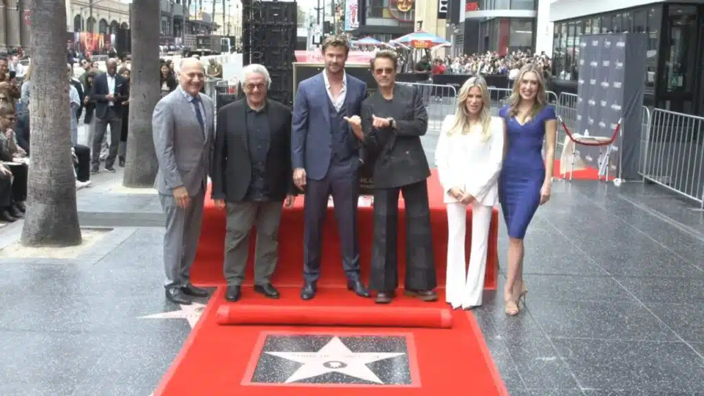 Evans Roasts Hemsworth Walk of Fame Tribute