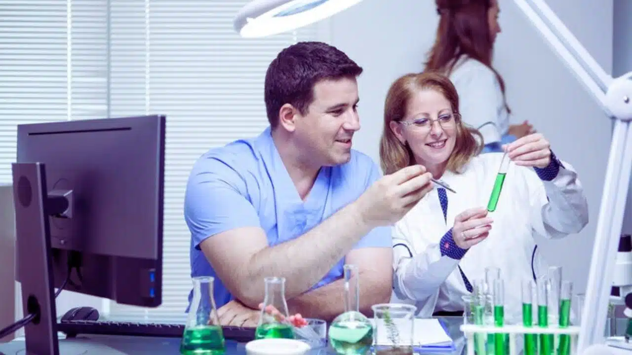 How to Select Lab Equipment Service Providers