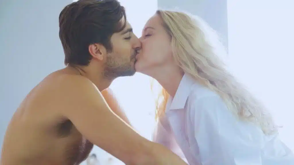 What is the Six-Second Kiss