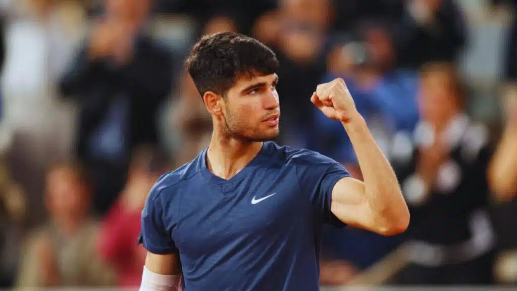 alcaraz defeats de jong roland garros third round