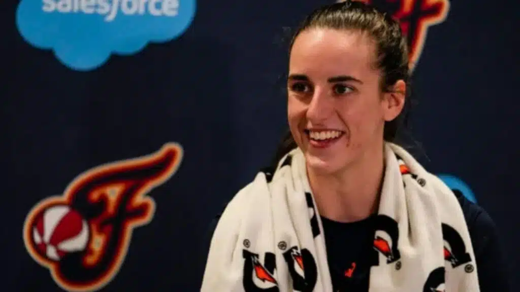 clark shines wnba debut