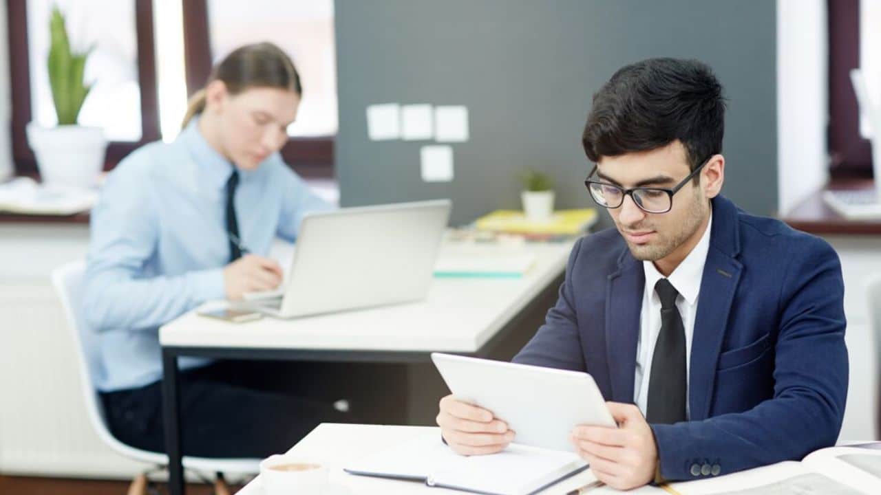 sqe and solicitor qualification guide