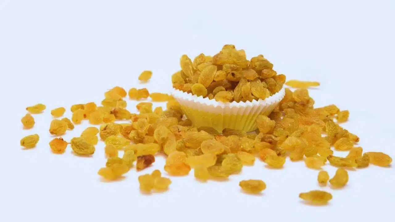 Benefits of Daily Soaked Kishmish