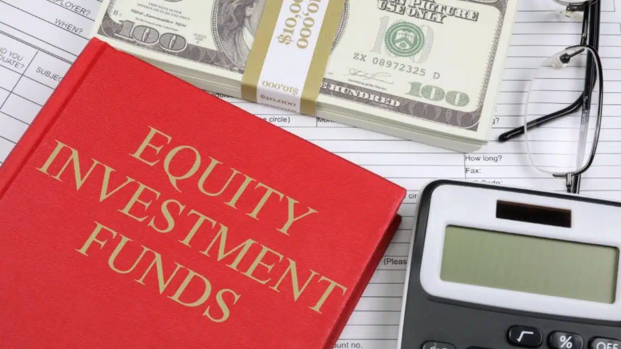 Mitigating risks in equity funds