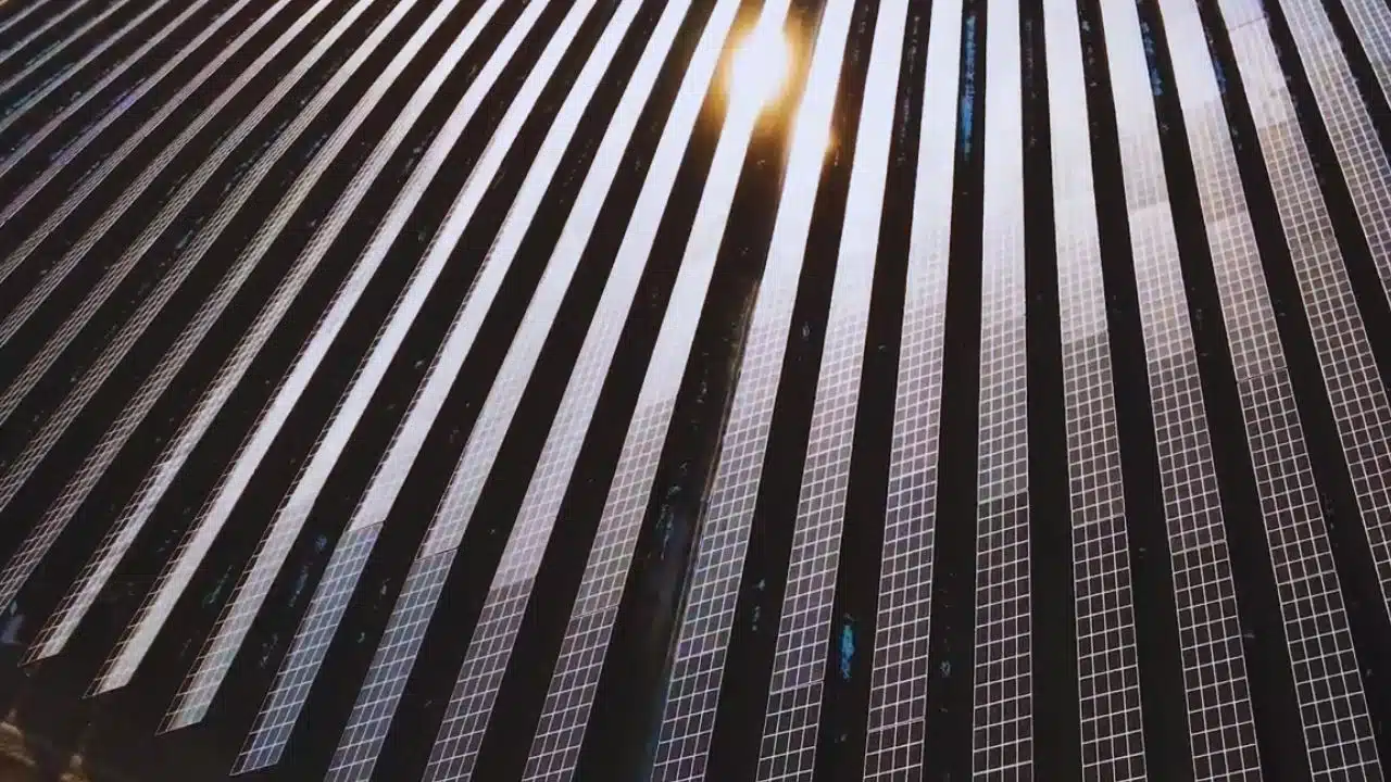 China Renewable Energy Billion Dollar Gamble