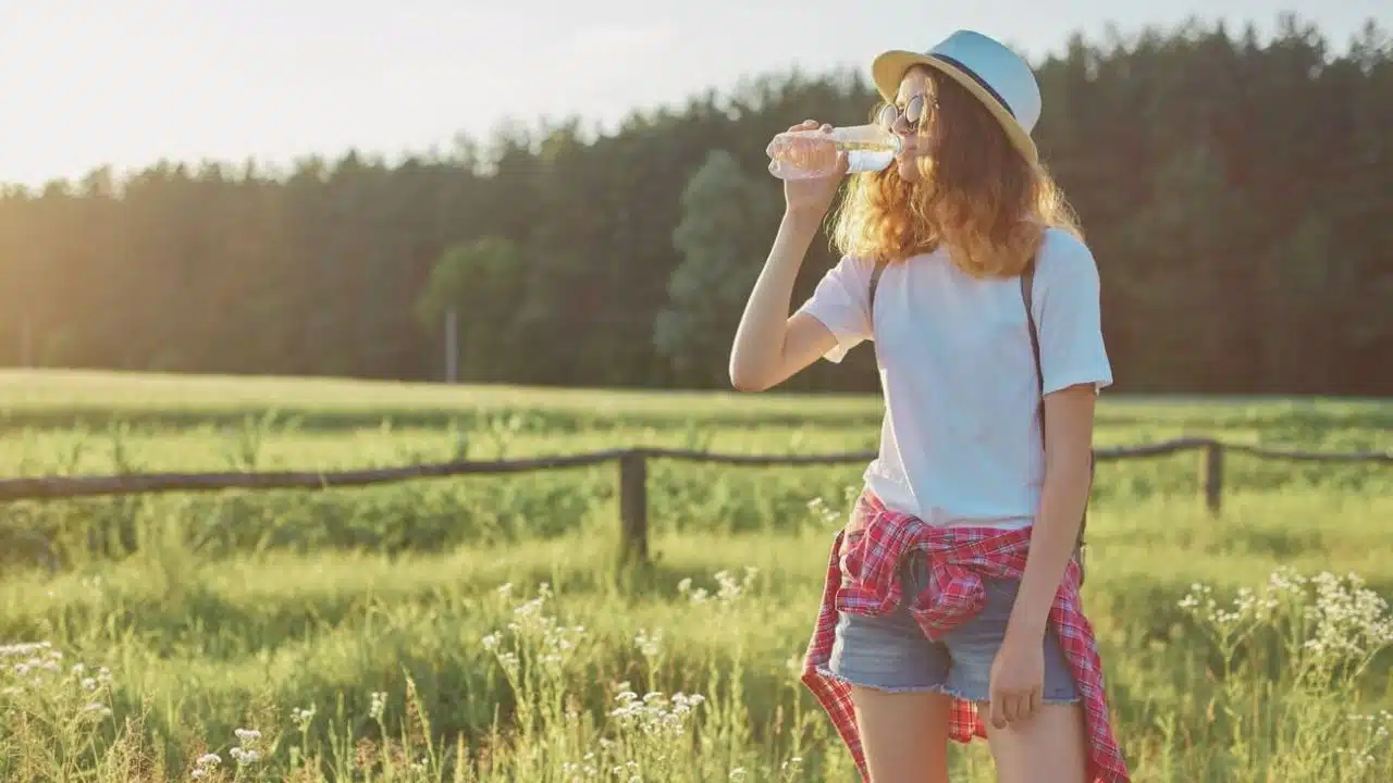 How Much Water You Need in Hot Weather