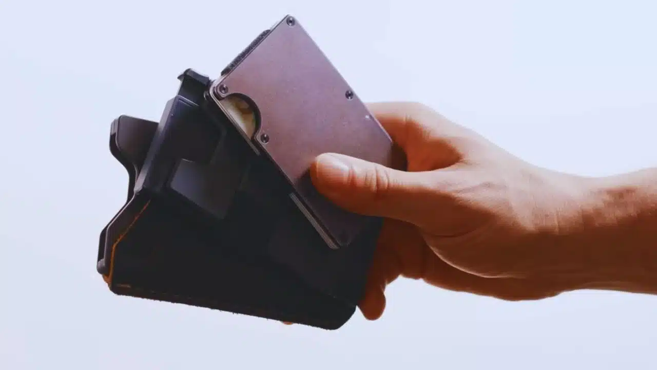 Minimalist Wallets for Men 2024