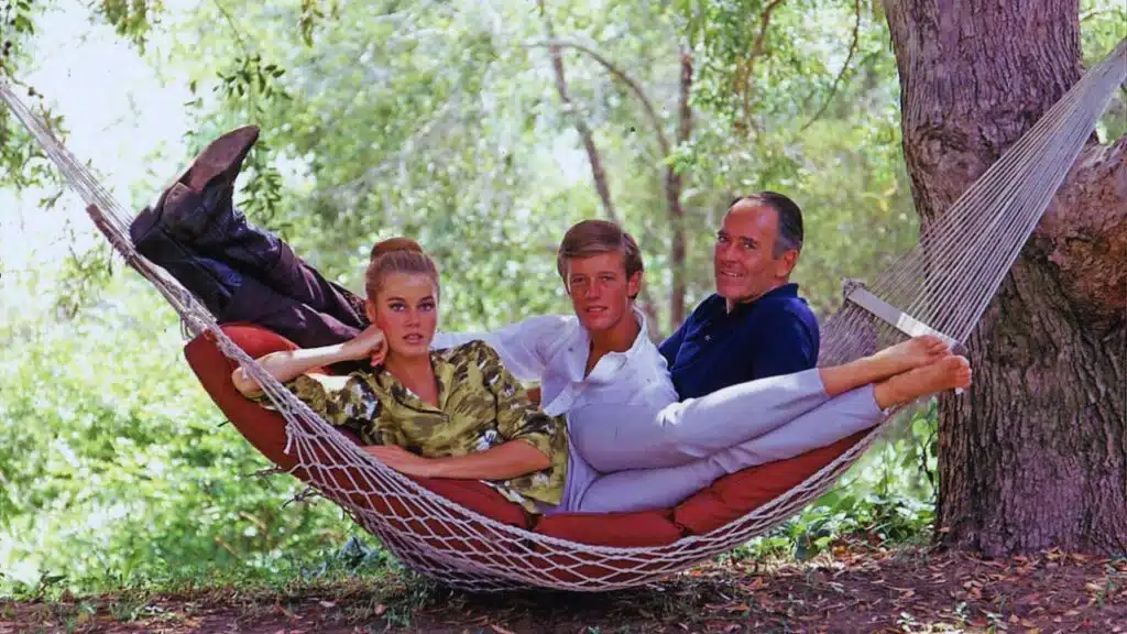 from right Henry, Peter and Jane-FONDA FAMILY about 1966