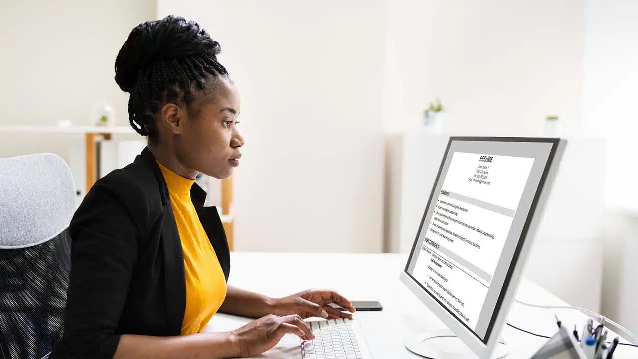 Best Online Courses to Boost Your Resume