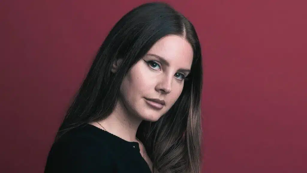 Lana Del Rey Country Album and boyfriend rumors