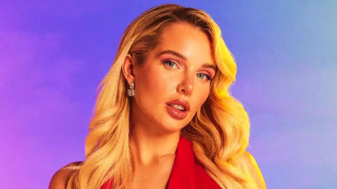 helen flanagan romance footballer birthday after split