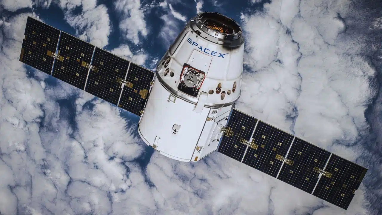 SpaceX Plans $1.5 Billion Investment in Vietnam
