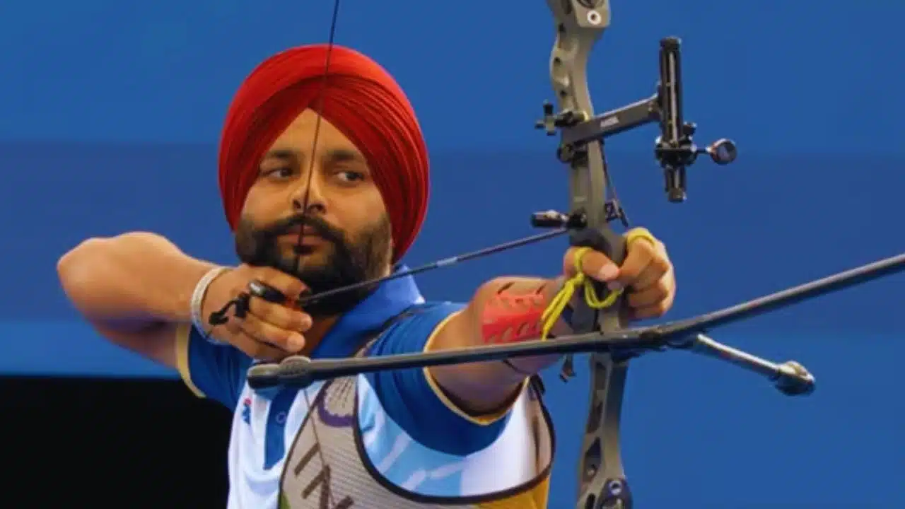 harvinder singh first indian archer wins paralympic gold