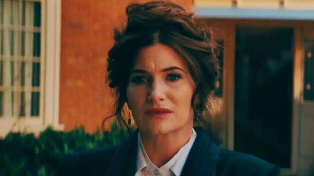 kathryn hahn first nude scene agatha all along