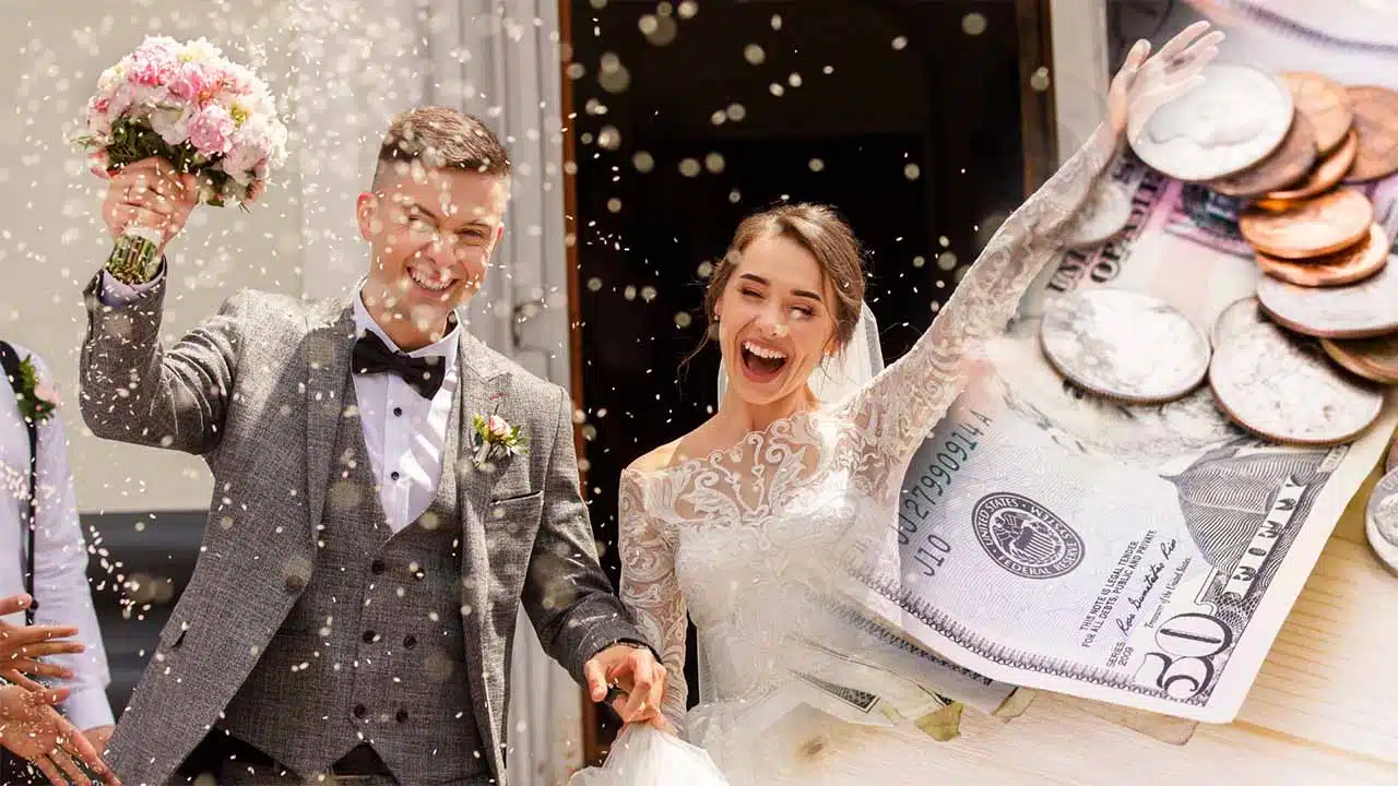 Choose a Simple Wedding Dress