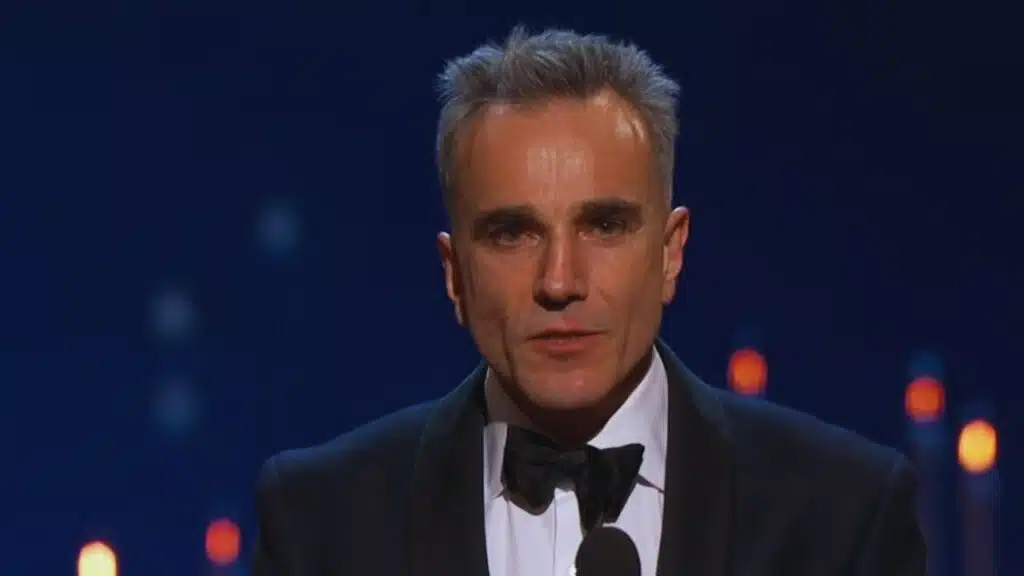 Daniel Day-Lewis Ends Acting Retirement