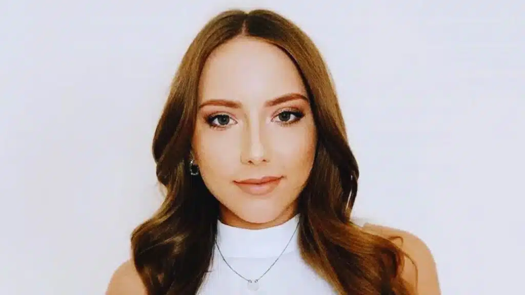 Hailie Jade Scott Hid Pregnancy at Her Wedding