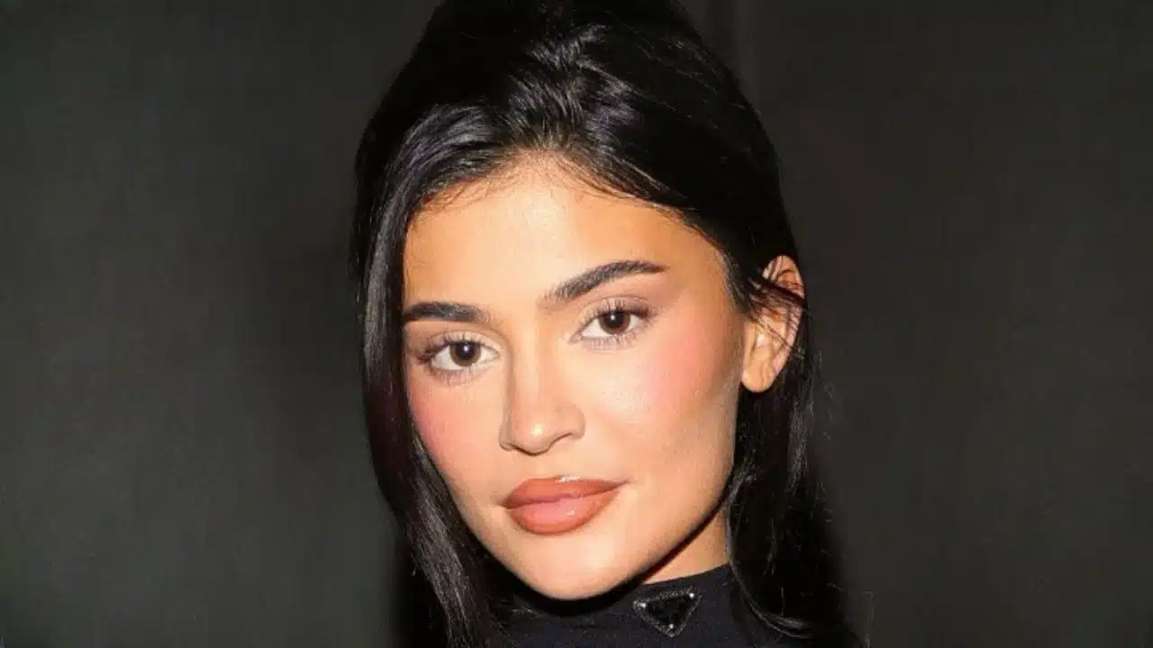 kylie jenner pregnancy shock at 19