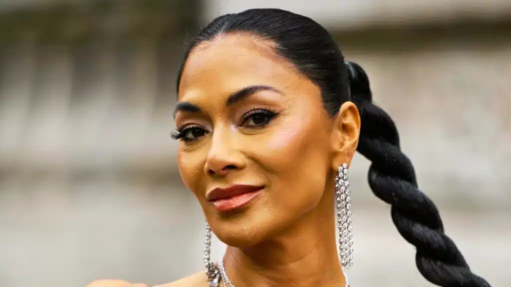 nicole scherzinger broadway sunset blvd standing ovation